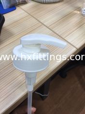 China Kundenspezifischer PP-Polypropylen-Material-Rippenverschluss-Lotion-Pump-Spender fournisseur